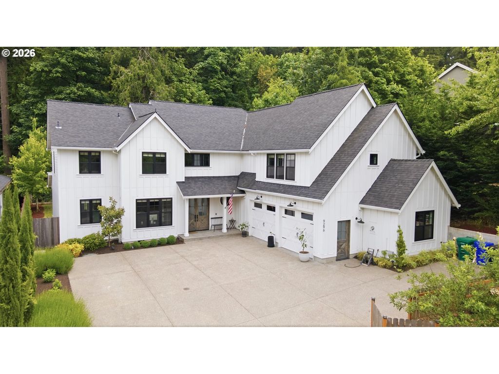 9296 Se CYPRESS POINT Ln, Happy Valley, OR 97086
