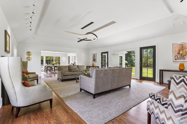 455 Stonington Road, Stonington, CT 06378