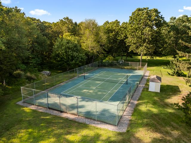455 Stonington Road, Stonington, CT 06378
