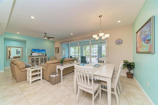391 ARUBA CIRCLE 101, Bradenton, FL 34209