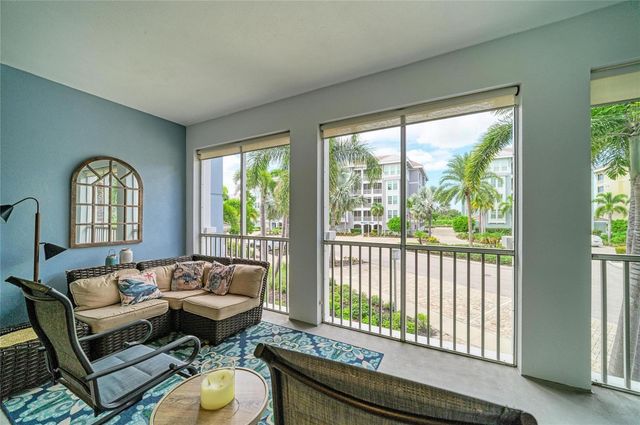 391 ARUBA CIRCLE 101, Bradenton, FL 34209