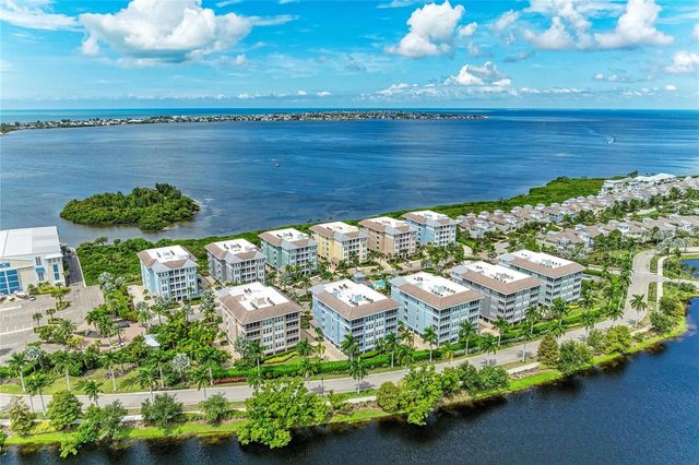 391 ARUBA CIRCLE 101, Bradenton, FL 34209