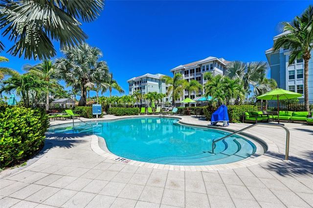 391 ARUBA CIRCLE 101, Bradenton, FL 34209