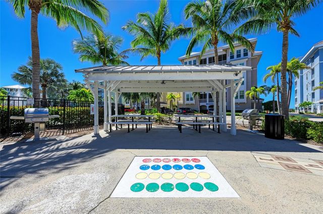 391 ARUBA CIRCLE 101, Bradenton, FL 34209