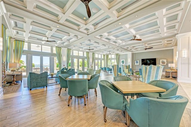 391 ARUBA CIRCLE 101, Bradenton, FL 34209