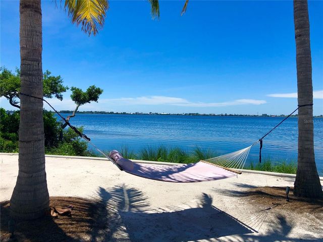391 ARUBA CIRCLE 101, Bradenton, FL 34209