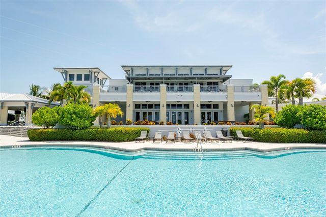 391 ARUBA CIRCLE 101, Bradenton, FL 34209