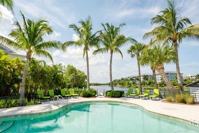 391 ARUBA CIRCLE 101, Bradenton, FL 34209