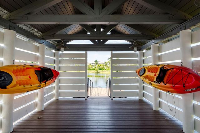 391 ARUBA CIRCLE 101, Bradenton, FL 34209