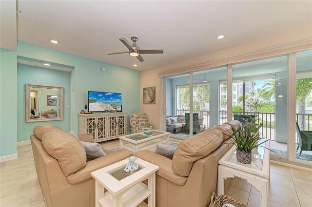 391 ARUBA CIRCLE 101, Bradenton, FL 34209