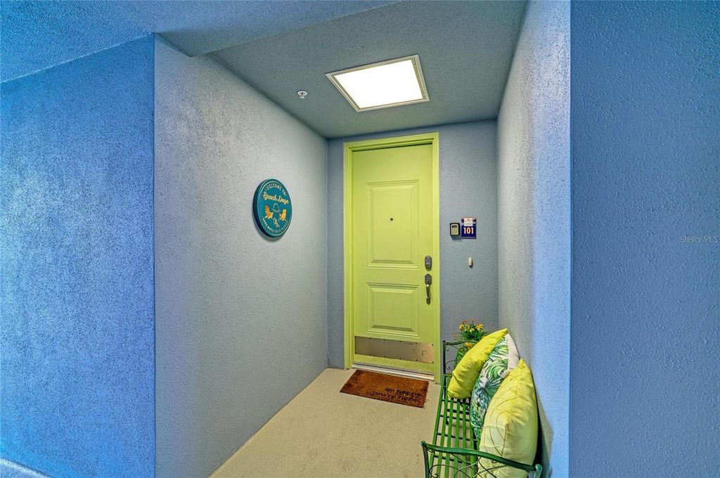 391 ARUBA CIRCLE 101, BRADENTON, FL 34209 — photo 5