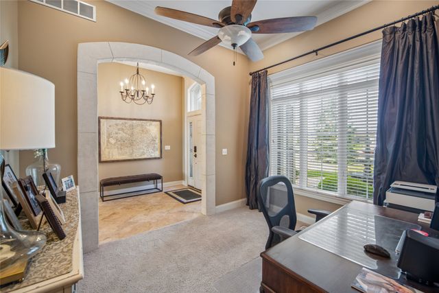 2408 W 10th Avenue, Indianola, IA 50125