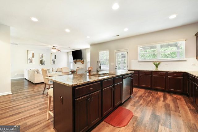 204 Villa Grande Drive, Locust Grove, GA 30248