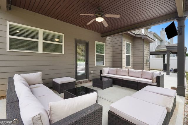 204 Villa Grande Drive, Locust Grove, GA 30248
