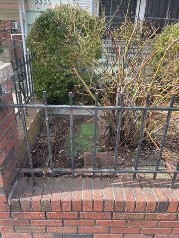 3335 hone Avenue, Bronx, NY 10469