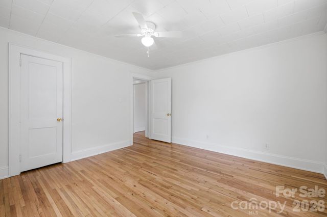 825 21st Street Drive SE, Hickory, NC 28602