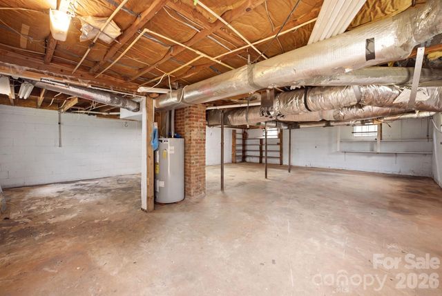 825 21st Street Drive SE, Hickory, NC 28602