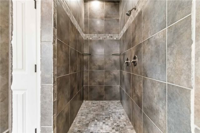 4901 SW Westchester Road, Bentonville, AR 72713