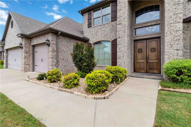 4901 SW Westchester Road, Bentonville, AR 72713