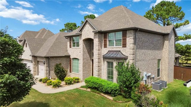4901 SW Westchester Road, Bentonville, AR 72713