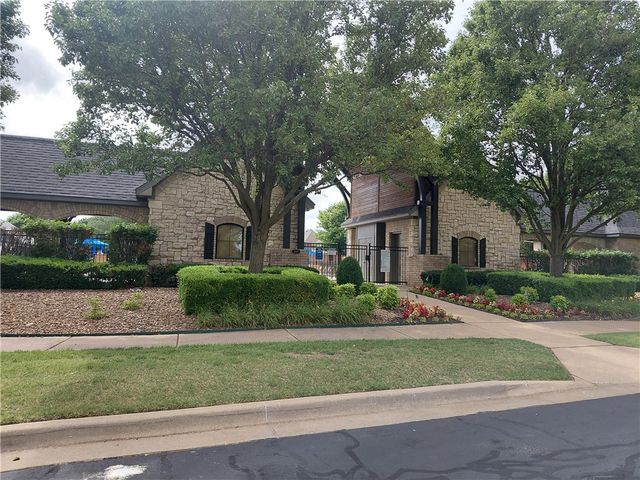 4901 SW Westchester Road, Bentonville, AR 72713