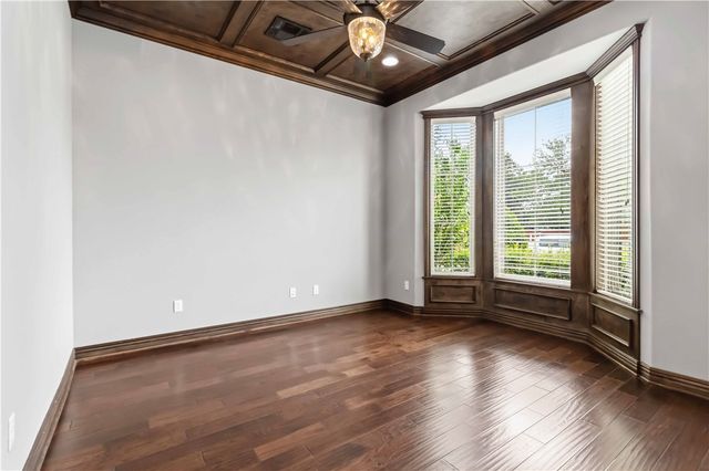 4901 SW Westchester Road, Bentonville, AR 72713