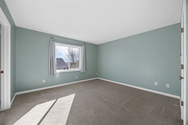 3295 5th Street, Marion, IA 52302