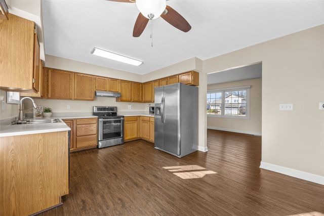 3295 5th Street, Marion, IA 52302