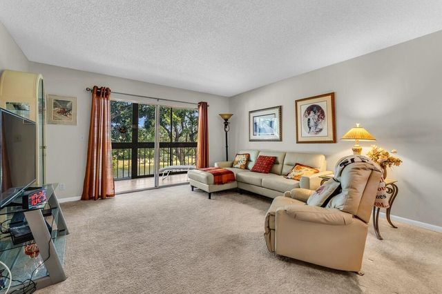 7341 Amberly Lane 307, Delray Beach, FL 33446