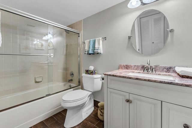7341 Amberly Lane 307, Delray Beach, FL 33446
