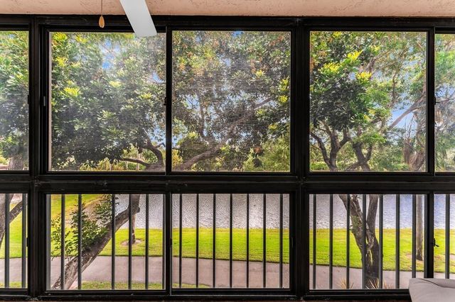 7341 Amberly Lane 307, Delray Beach, FL 33446