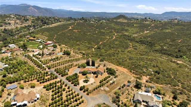 30401 Cool Valley Highlands, Valley Center, CA 92082