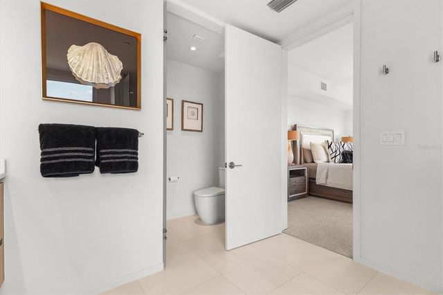 1020 SUNSET POINT ROAD 303, Clearwater, FL 33755