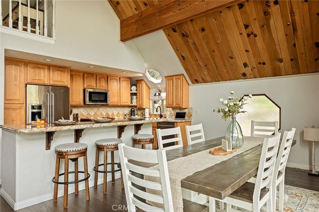 128 Brentwood Drive, Lake Arrowhead, CA 92352