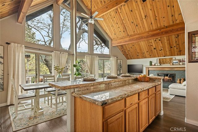 128 Brentwood Drive, Lake Arrowhead, CA 92352