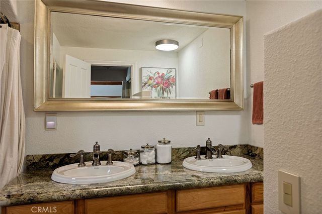 128 Brentwood Drive, Lake Arrowhead, CA 92352
