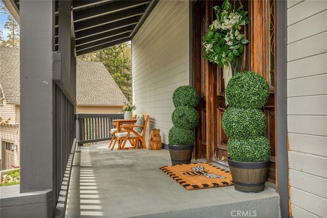 128 Brentwood Drive, Lake Arrowhead, CA 92352
