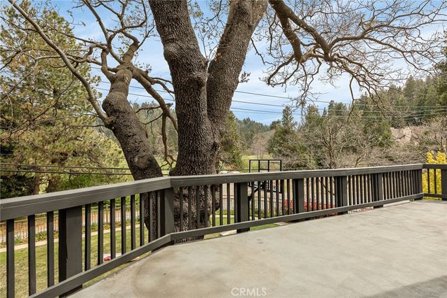 128 Brentwood Drive, Lake Arrowhead, CA 92352