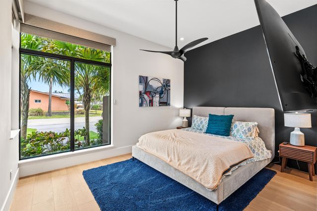 2880 NE 35th Street, Lighthouse Point, FL 33064