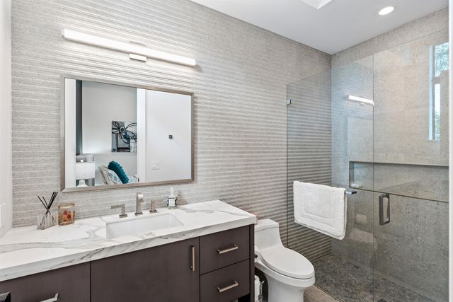 2880 NE 35th Street, Lighthouse Point, FL 33064