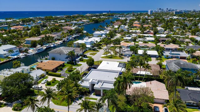 2880 NE 35th Street, Lighthouse Point, FL 33064