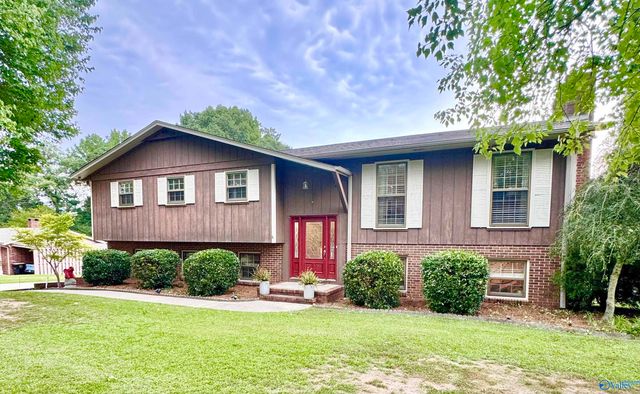 910 Brentwood Drive, Cullman, AL 35055