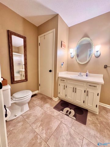 910 Brentwood Drive, Cullman, AL 35055