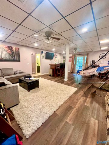 910 Brentwood Drive, Cullman, AL 35055