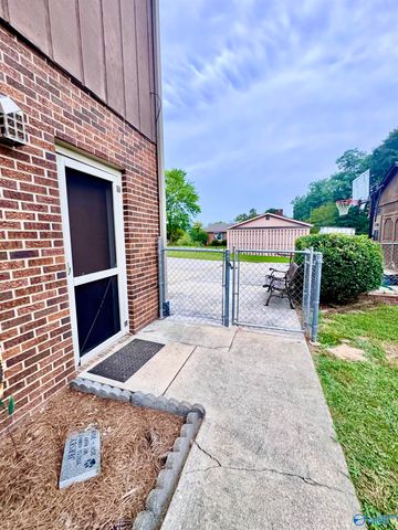 910 Brentwood Drive, Cullman, AL 35055