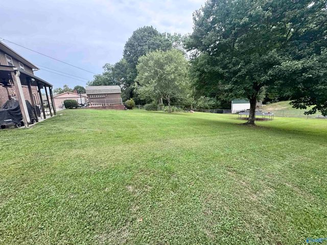 910 Brentwood Drive, Cullman, AL 35055