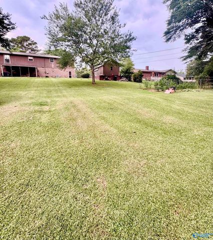 910 Brentwood Drive, Cullman, AL 35055