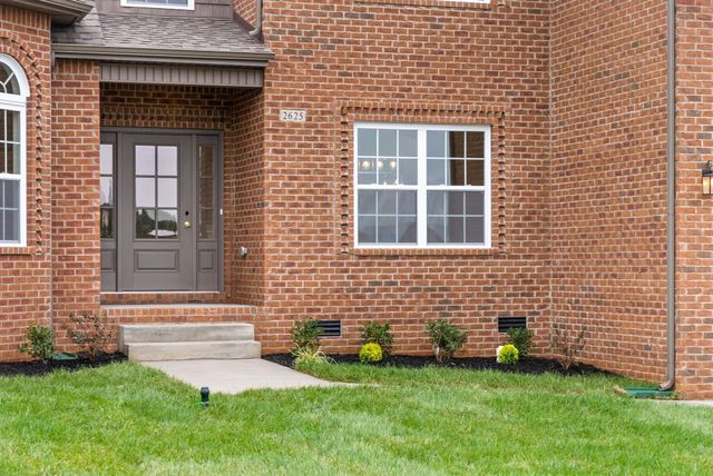 1190 Gardenia Ln, Clarksville, TN 37043