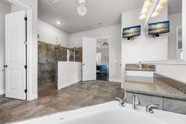 1084 NW 134TH WAY, Newberry, FL 32669