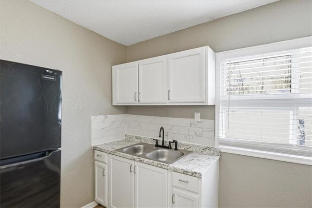 534 Reynolds Avenue, Kansas City, KS 66101